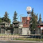 This brewery closed down in 2009 due to a labour dispute.  The sign above the old tower which had stood for decades was taken down on May 1, 2017.  This area is now called the "Brewery District."  I have photos of this site going back to the 1960's